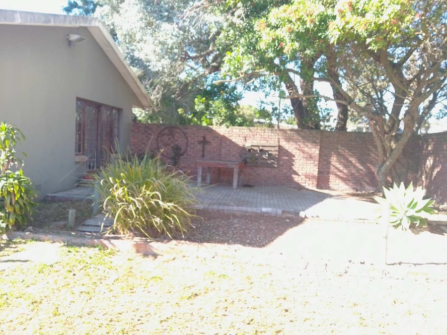 To Let 3 Bedroom Property for Rent in Goldwater Eastern Cape